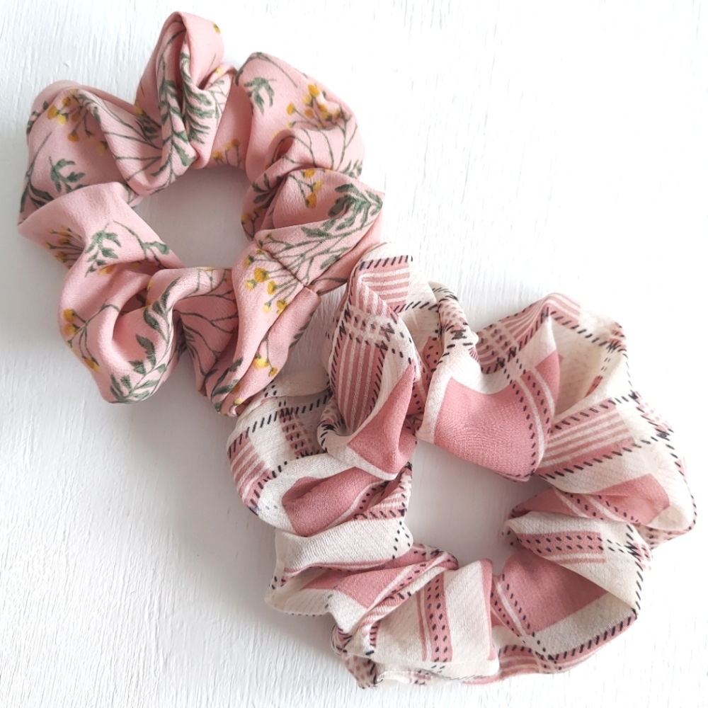 2-Pack Floral & Plaid Scrunchies